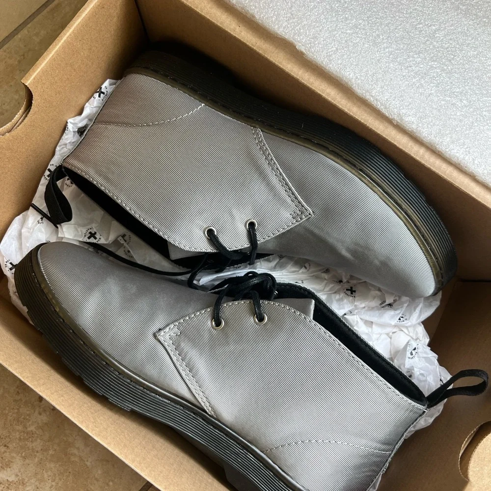 Dr Martens Dayton Silver Gray Satin Lace-Up Shoes Women’s UK 6 / USA 8 BRAND NEW - Picture 8 of 10